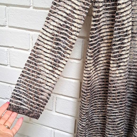 Style & Co Tan,black & cream gold Shimmer Fringe Sweater Cardigan. Size Medium - Picture 4 of 11